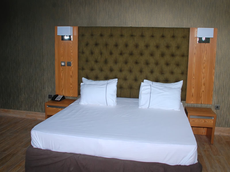 Oaklands Hotel & Amusement Park Enugu Superior Room